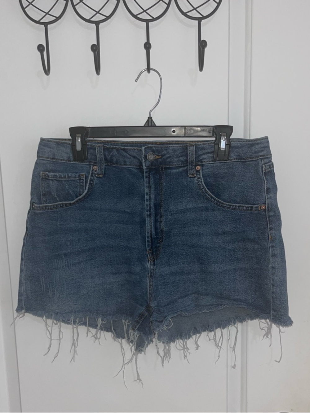 wild fable Light Blue Denim Shorts with Contrast Stitching
